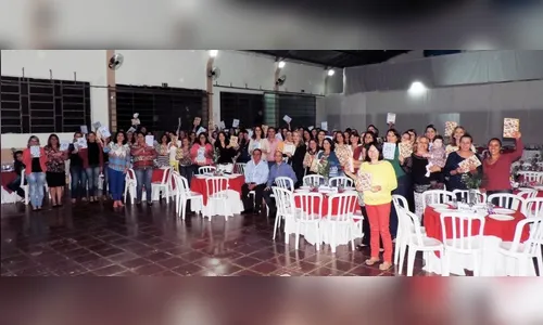 Coquetel marca lançamento de livro em São Pedro do Ivaí 