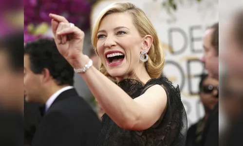 ​Cate Blanchett revela já ter se relacionado com muitas mulheres