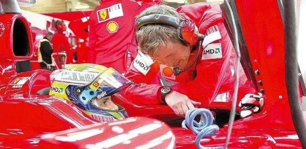 Smedley e Massa trabalharam juntos por oito anos na Ferrari - Foto: Divulgação/Ferrari