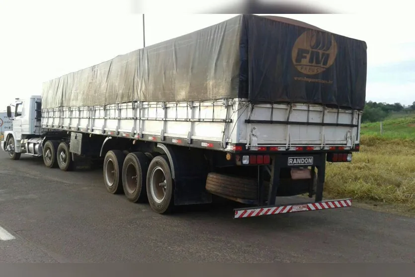  O veículo foi abordado no quilômetro 9 da BR 487, em frente ao posto Porto Camargo da PRF - Foto: PRF Paraná 