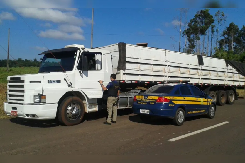  PRF faz operação para prevenir acidentes no feriado de Corpus Christi - Foto: PRF Paraná 