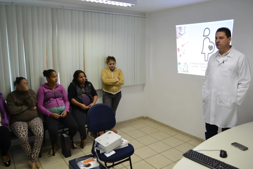 A palestra foi ministrada pelo dentista Wilson Tavares (Foto/Divulgação)