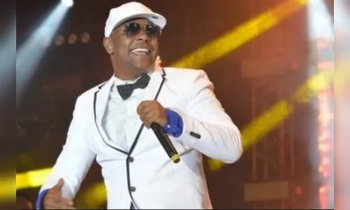 ​Vocalista do Psirico tem foto íntima exposta na internet e fica deprimido