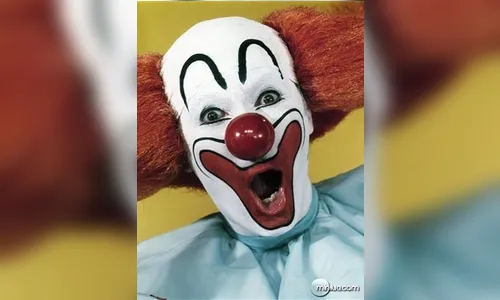 Ex-intérprete do Palhaço Bozo diz que usava 30 pedras de crack por dia