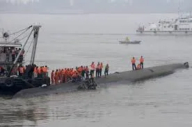 Chega a 431 o número de mortos em naufrágio na China - Foto: noticias.r7.com