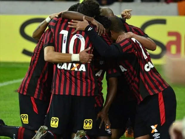 Nikão e Ytalo marcaram no segundo tempo para dar a vitória ao Furacão (Divulgação/Site oficial do Atlético-PR)
