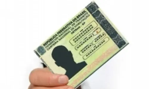Detran alerta sobre venda de habilitação falsa pela internet