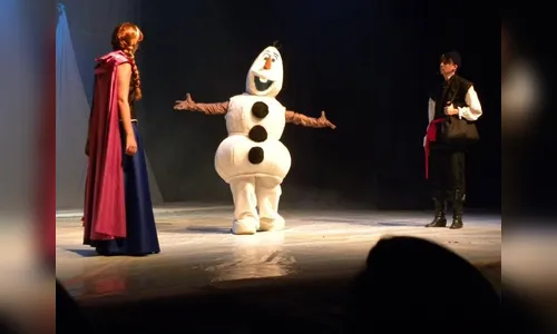 ​Cine Teatro Fênix apresenta musical Frozen uma Aventura Congelante