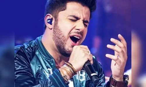 Cantor Cristiano Araújo morre após acidente de carro em GO, diz hospital