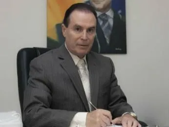 Clayton Camargo presidiu o TJ-PR por apenas sete meses, até pedir aposentadoria, em 2013 (Foto: Divulgação/TJ-PR)