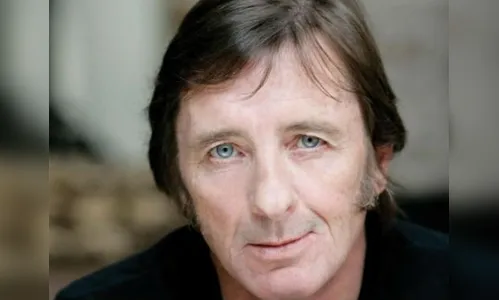 Baterista dos AC/DC é condenado a oito meses de prisão domiciliar