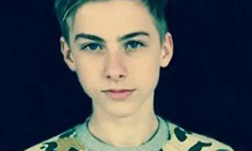 Filho de 15 anos do cantor Nick Cave morre após cair de penhasco