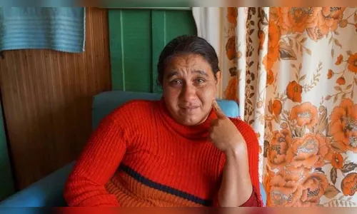Mãe reencontra filha dada para adoção na Holanda
