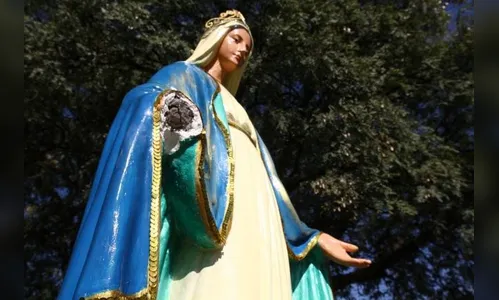 ​Imagem de santa é danificada em Londrina