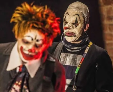 "O dia em que Sam morreu", da Armazém Companhia de Teatro, abriu o FILO em 2015 - Foto: Divulgação/Agência UEL