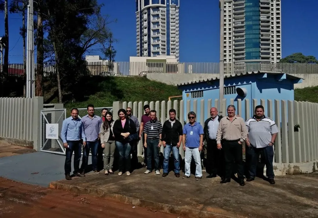 Autoridades e membros da comunidade de São João do Ivaí visitam unidades da Sanepar em Londrina -  Foto: Giovanna Galleli