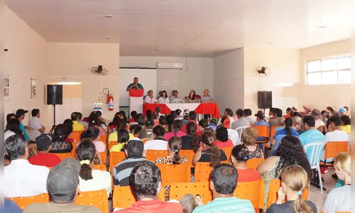 98 famílias são beneficiadas com casa própria em Godoy Moreira 