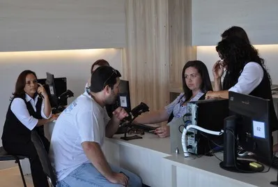 Detran em shopping de Londrina oferece horário alternativo.Foto: Divulgação Detran PR
