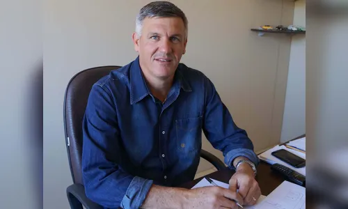 Prefeito defende candidato único em Lidianópolis 