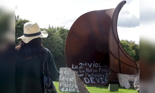 Obra de indiano é vandalizada na França