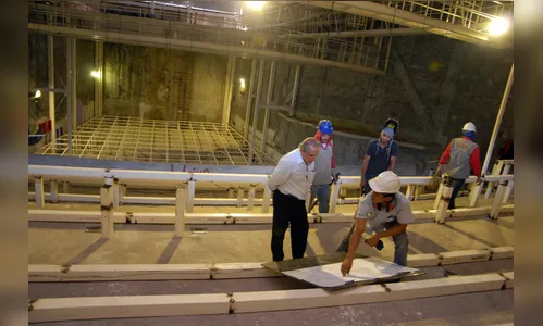 Estrutura do palco do Cine Teatro Ouro Verde é concluída