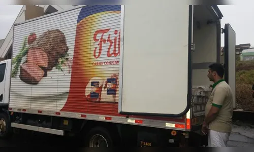Denarc aborda caminhão a serviço da Friboi com R$ 232  kg de maconha