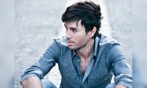 Alejandro Sanz e Enrique Iglesias são investigados sob suspeita de sonegação