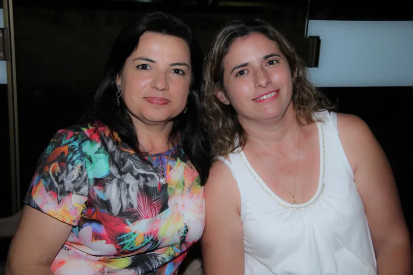  Débora Tavares e Marcia Sales saíram da rotina em endereço gastronômica apucaranense 