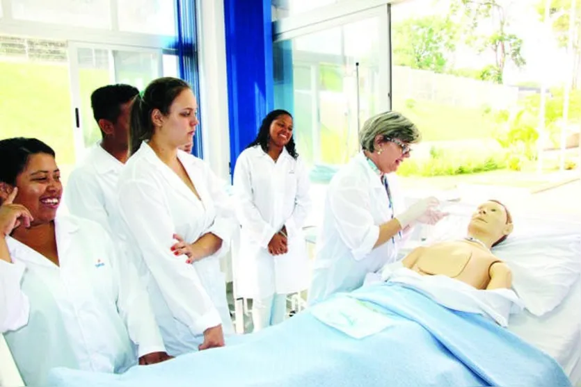   Turmas lotadas são rotina na maioria dos cursos, como o de Técnico em Enfermagem | Foto: José Luiz Mendes - TNOnline 