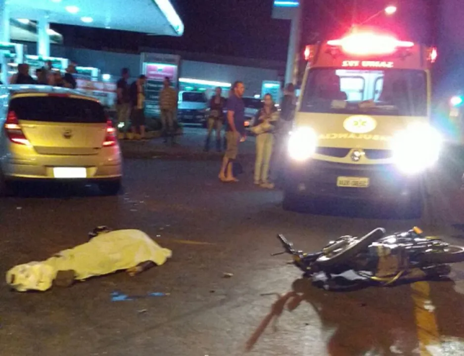 Acidente em Apucarana provoca morte de motociclista e deixa um ferido - RTV Canal 38