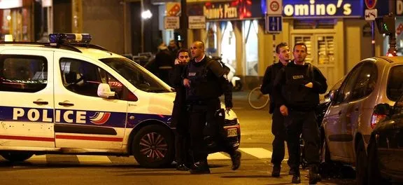 França divulga novo balanço de ataques em Paris: 129 mortos e 352 feridos - Agência Lusa