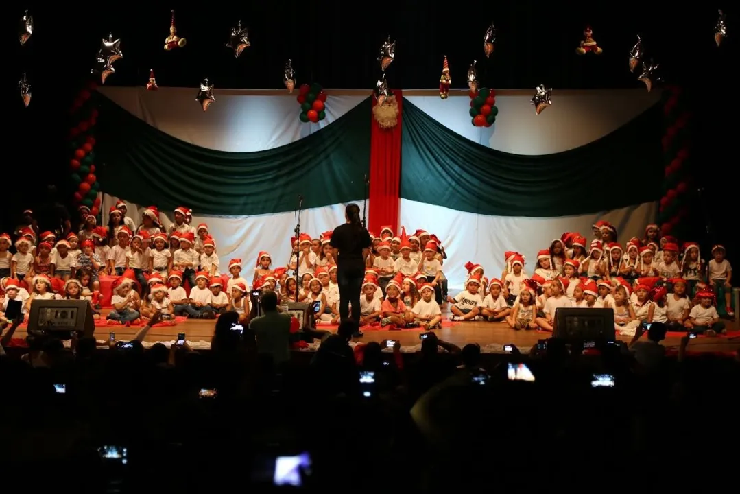 Educação Infantil encanta público com apresentação de coral natalino - Foto: Assessoria de imprensa/Profeta