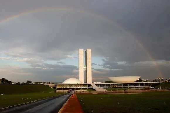 Partidos têm até as 14h desta segunda-feira para indicar comissão do impeachment Wilson Dias/Agência Brasil