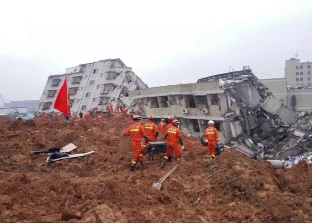 China confirma 91 desaparecidos após deslizamento 