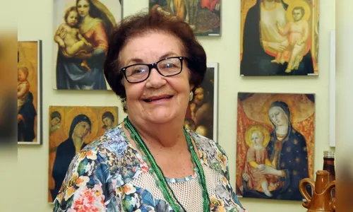 Astróloga Yara Ramos: o rosto atrás da voz