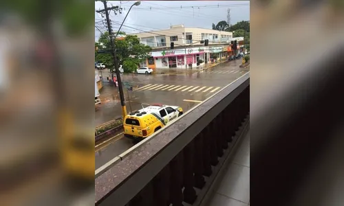 Quadrilha faz reféns em assalto a banco em Ortigueira