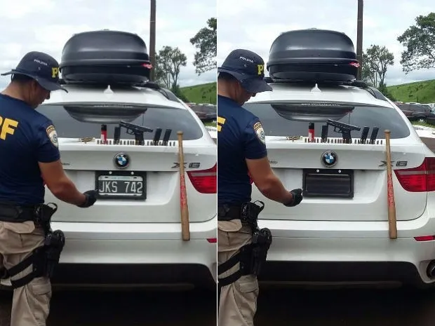 Policial mostra como a placa fica após ser encoberta com o dispositivo (Foto: PRF/Divulgação)