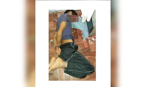 ​Criança é deixada amarrada em casa pelos pais