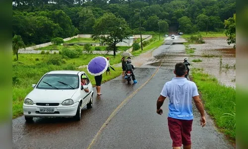 Chuva causa alagamentos em várias cidades da região Norte do Paraná