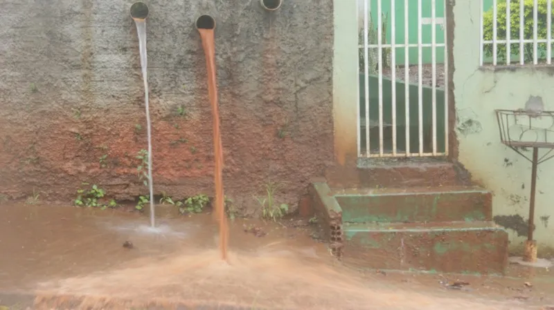 Enxurrada da chuva em Apucarana: fim de trégua - Fotos:  José Luiz Mendes