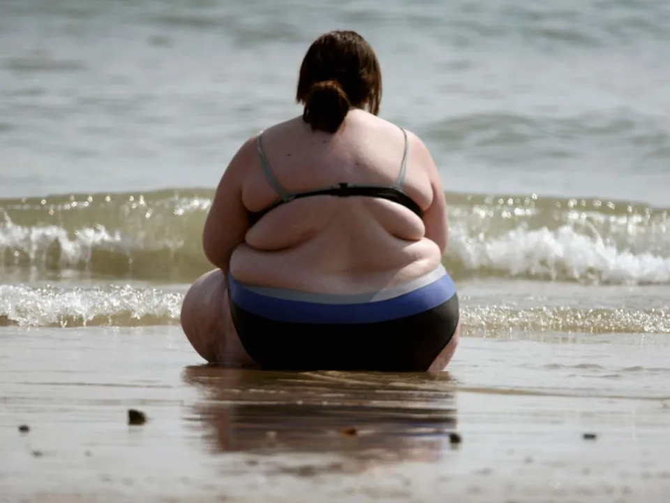 Os obesos enxergam os objetos a uma distância maior do que eles realmente se encontram. Fonte: independent.co.uk