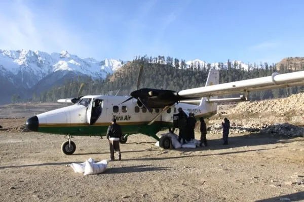 Modelo similar de aeronave que caiu nas montanhas do Nepal