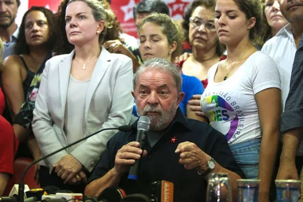 Lula concede entrevista no diretório nacional do PT (Paulo Pinto/Fotos Públicas)