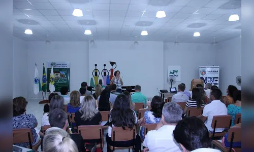 Núcleo Regional de Educação de Apucarana inicia PDE 2016 