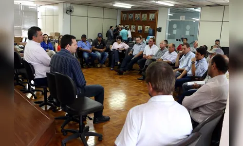 Produtores de soja discutem perdas nas lavouras em Apucarana