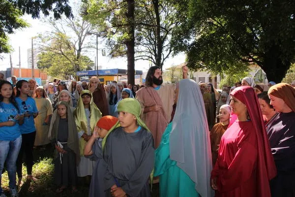 Atores durante divulgação de peça (Foto: José Luís Alves)