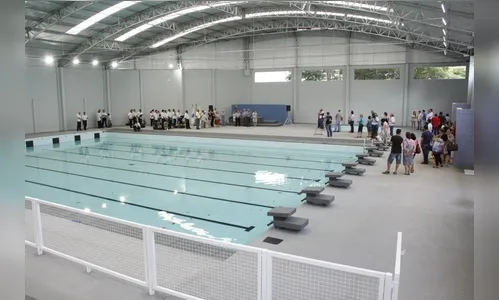 Prefeitura inaugura sistema de aquecimento da piscina do Lagoão