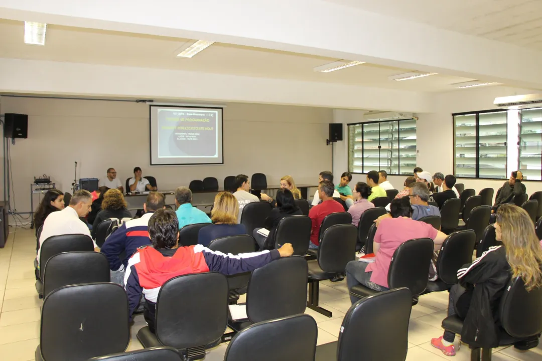 Congresso técnico para definir equipes dos 63º Jogos Escolares do município (Foto: Divulgação/Prefeitura)