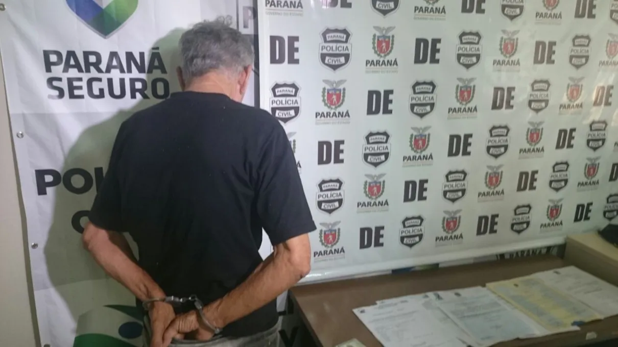 Idoso confessou crime e alegou que receberia R$ 10 mil pelo golpe (Foto: Polícia Civil/Divulgação)