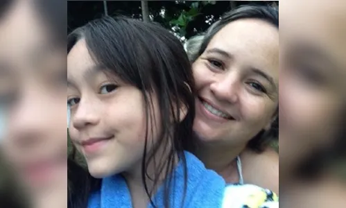 Mãe e filha de 12 anos morrem atropeladas no Paraná